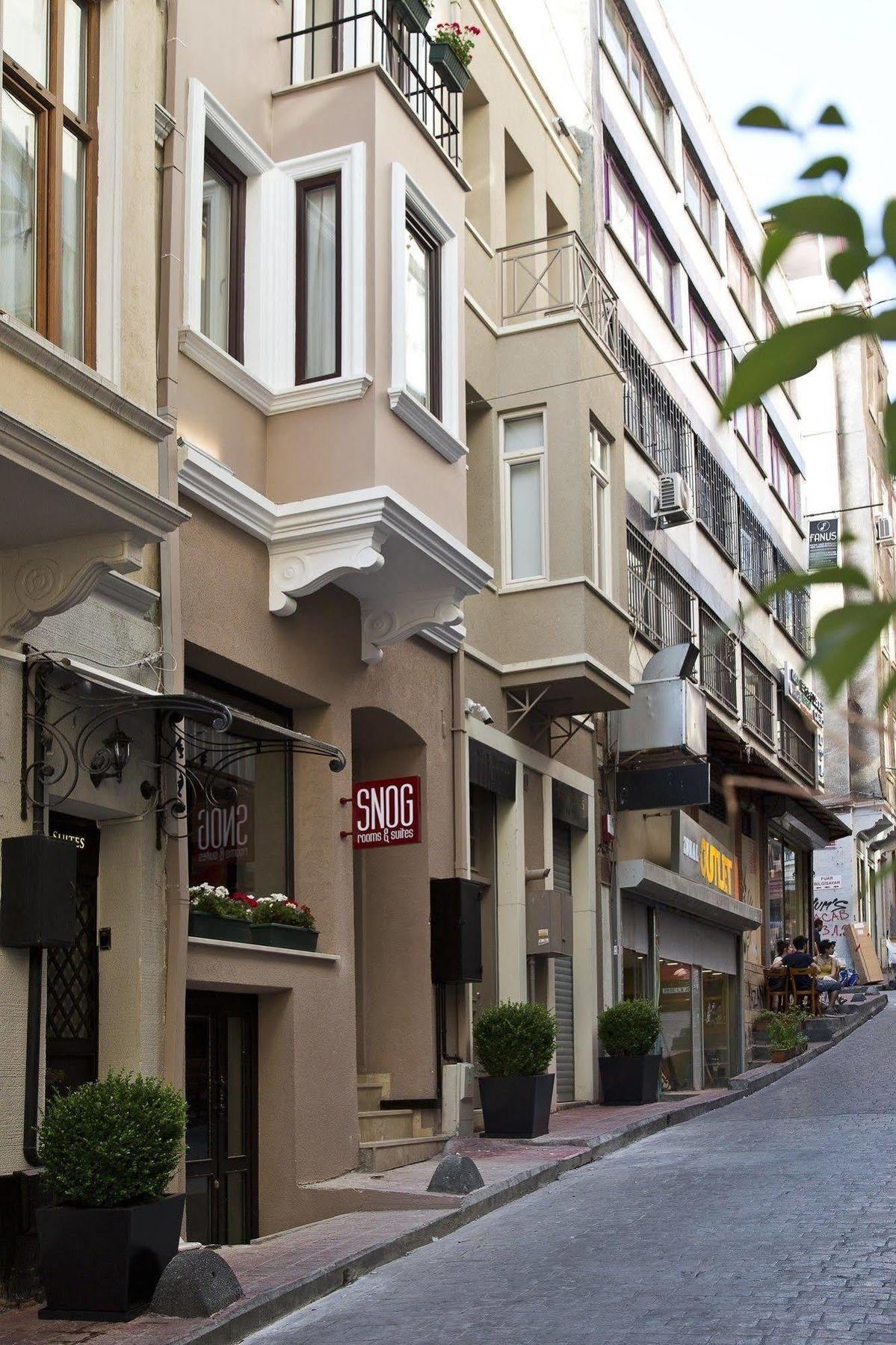 Snog Rooms & Suites Istanbul Bagian luar foto The Snob Club